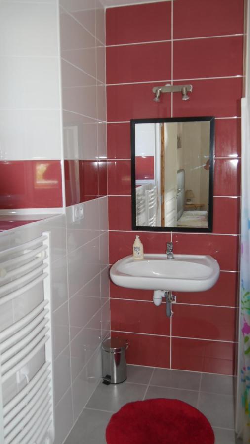 La Ferme Guibel Panzió Plouzélambre Kültér fotó